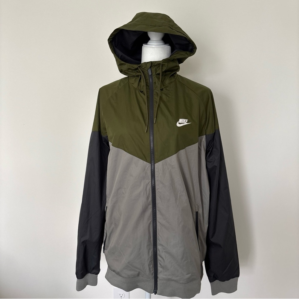 Nike Windbreaker Men’s XL
